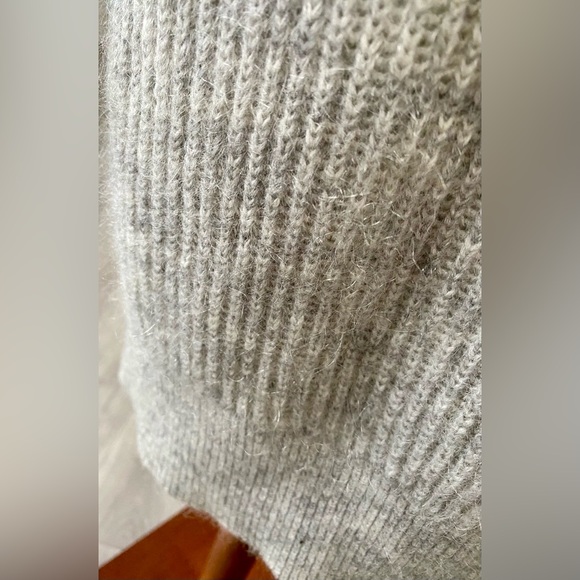 MICHAEL MICHAEL KORS Gray Merino Wool Blend Crew Neck Sweater Dress Small - Picture 5 of 8